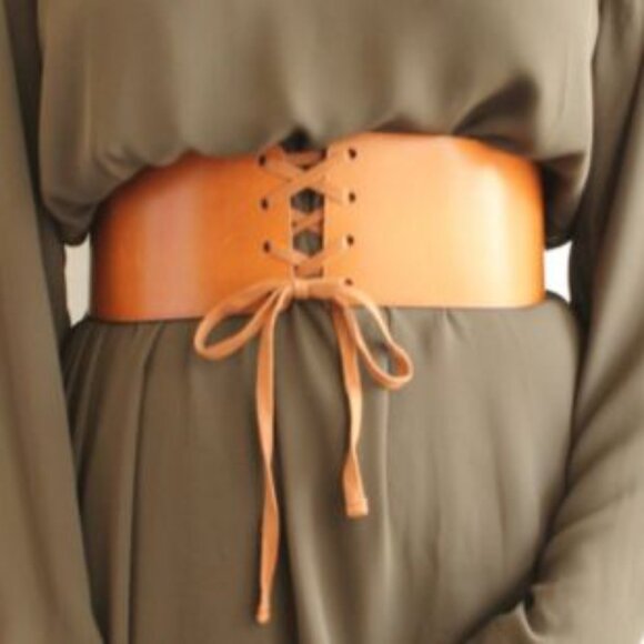 NWOT Aritzia Babaton Almus Corset Belt - Size Medium - Picture 2 of 6